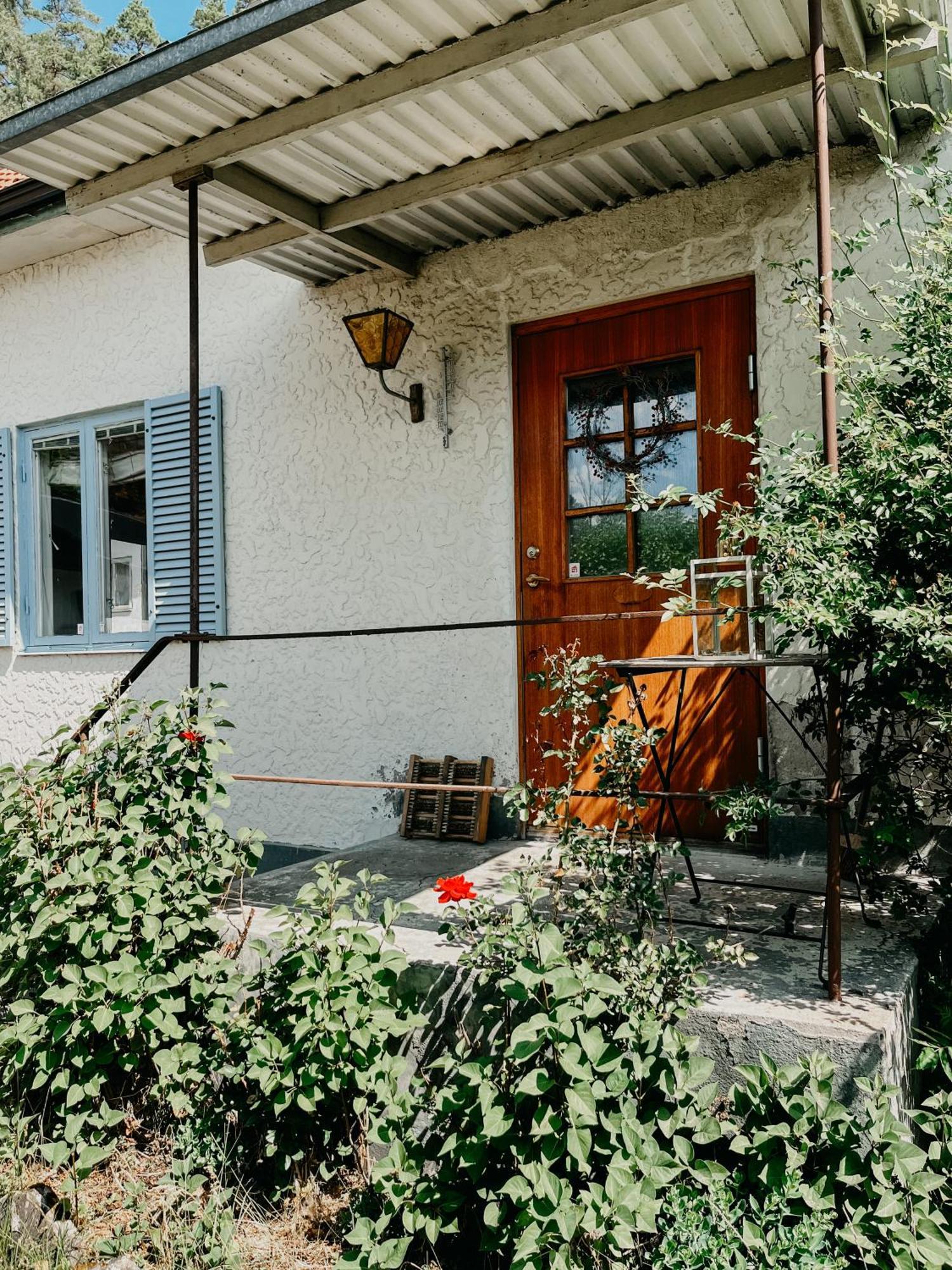 Charming House With Wood Stove Near Lake Virserum Экстерьер фото